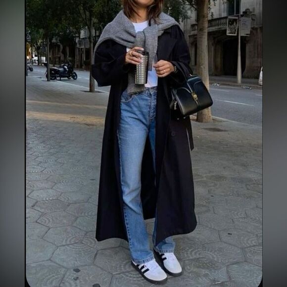 Black maxi winter coat - Picture 3 of 8